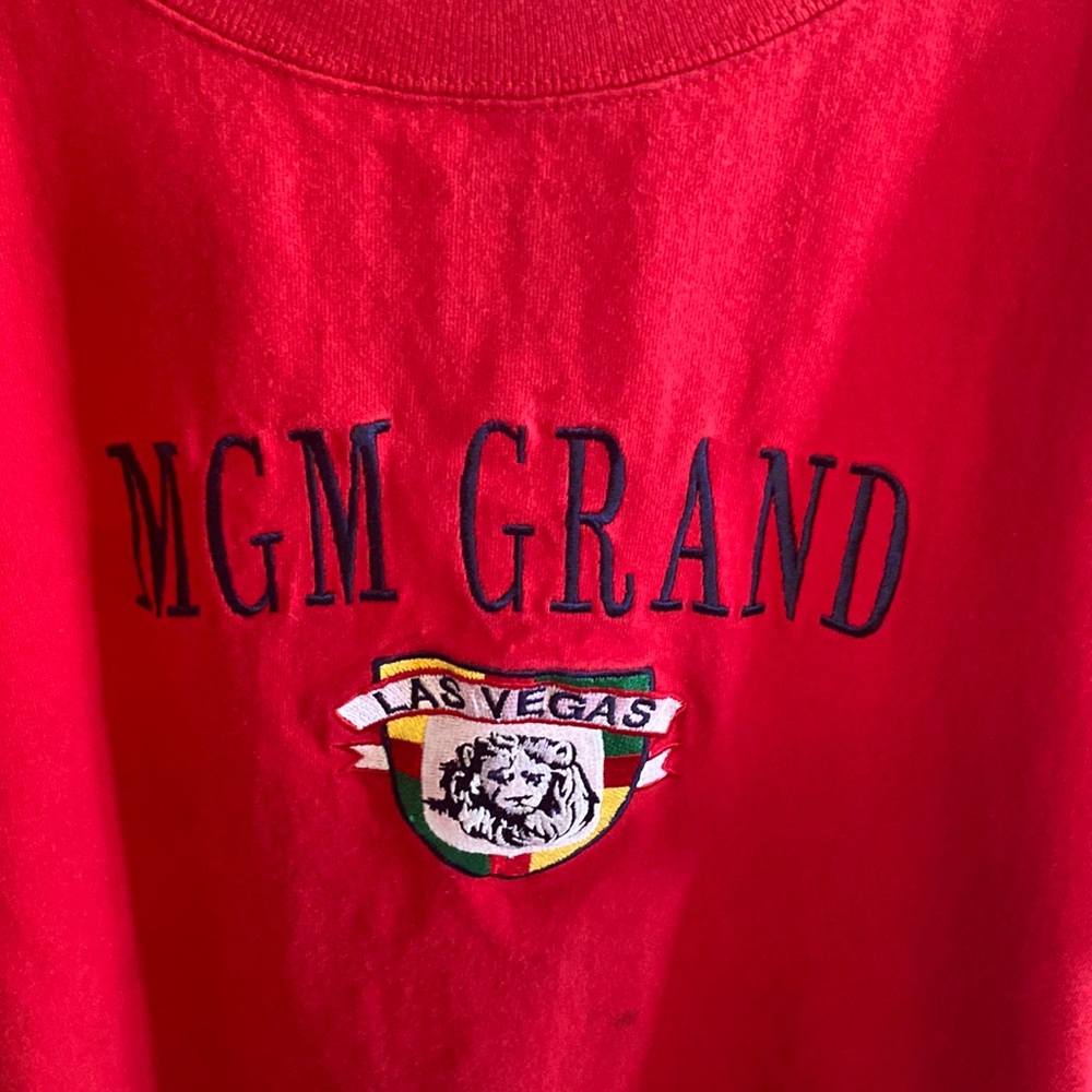 Vintage MGM Grand T shirt